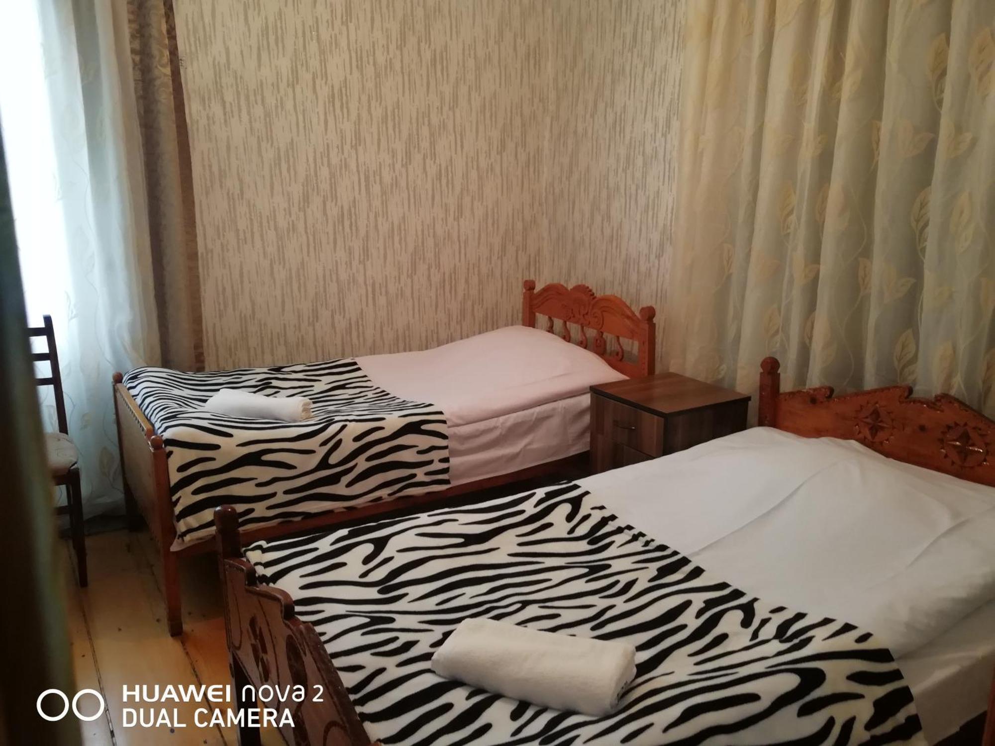 Nora'S Guesthouse Zhabeshi الغرفة الصورة