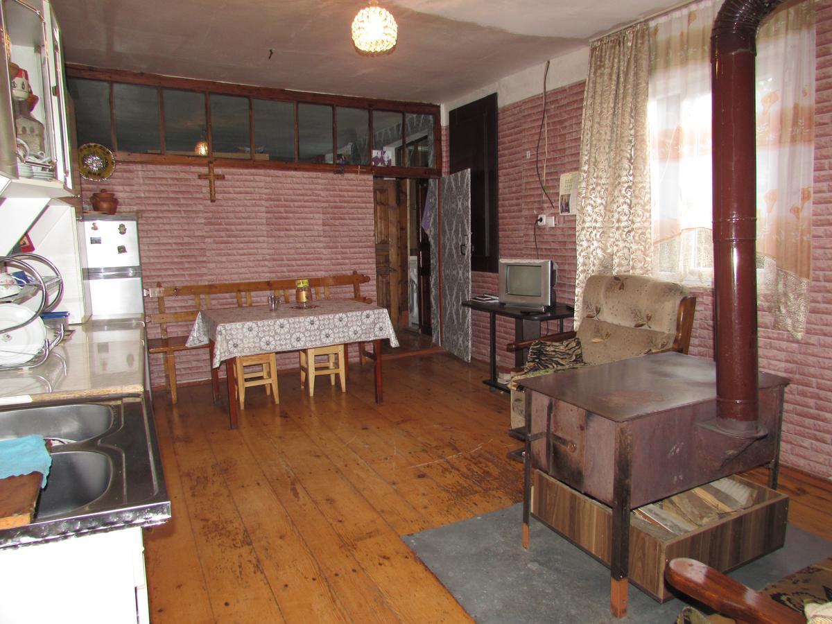 Nora'S Guesthouse Zhabeshi المظهر الخارجي الصورة